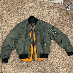 Forever 21 Men’s bomber jacket